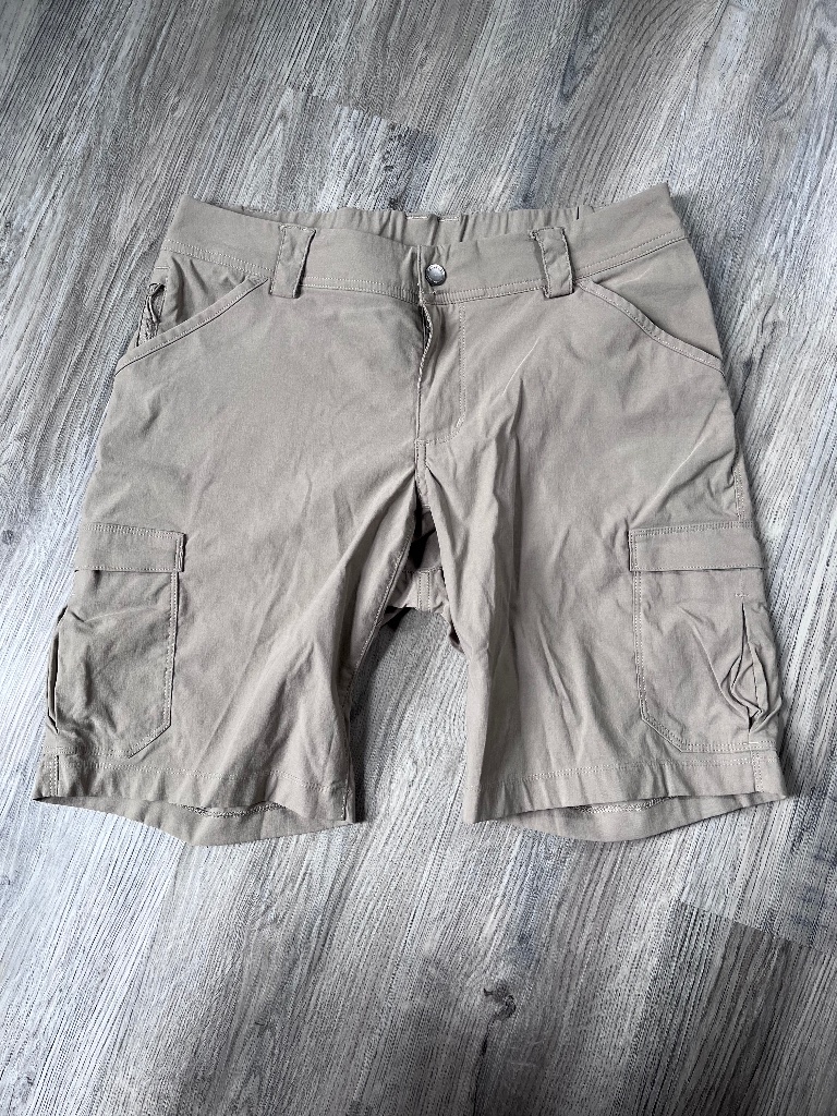 Duluth Trading Co Womens Dry On The Fly Cargo Shorts Khaki Tan Size 10 46733 10"